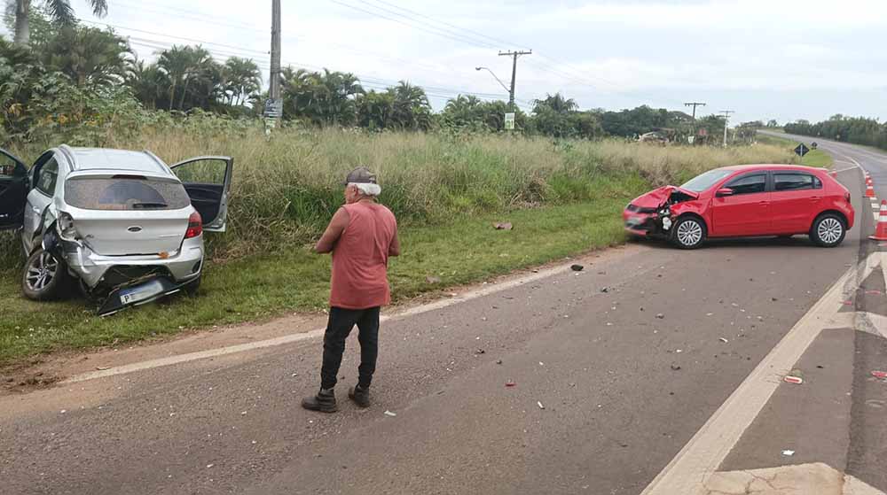 Acidente em trevo de acesso a condomínios na SP-255, em Itaí, chama a atenção para o perigoso trecho